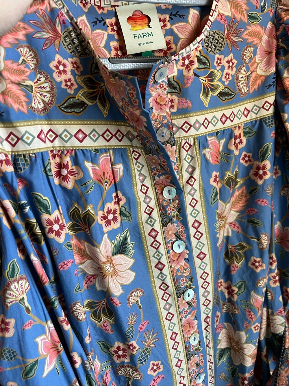 Dress Subcategory Identification - Picture 4 of 5